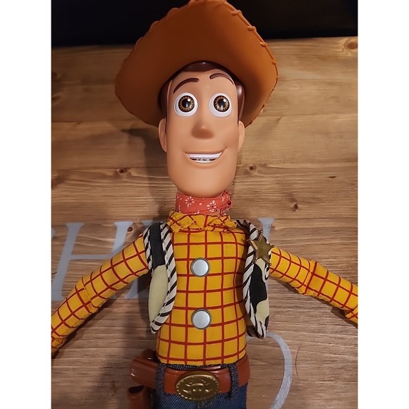 Disney Toy Story Woody Doll, Talks.‎ In PERFECT condition! - Picture 4 of 8